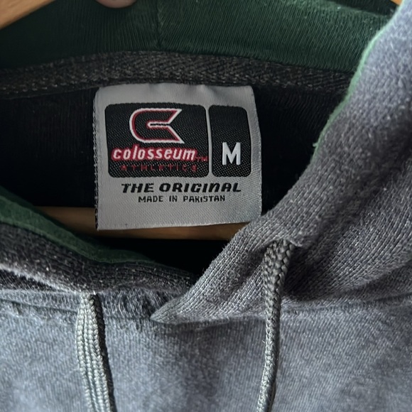 North Dakota State University College Hoodie Medium - Picture 3 of 4